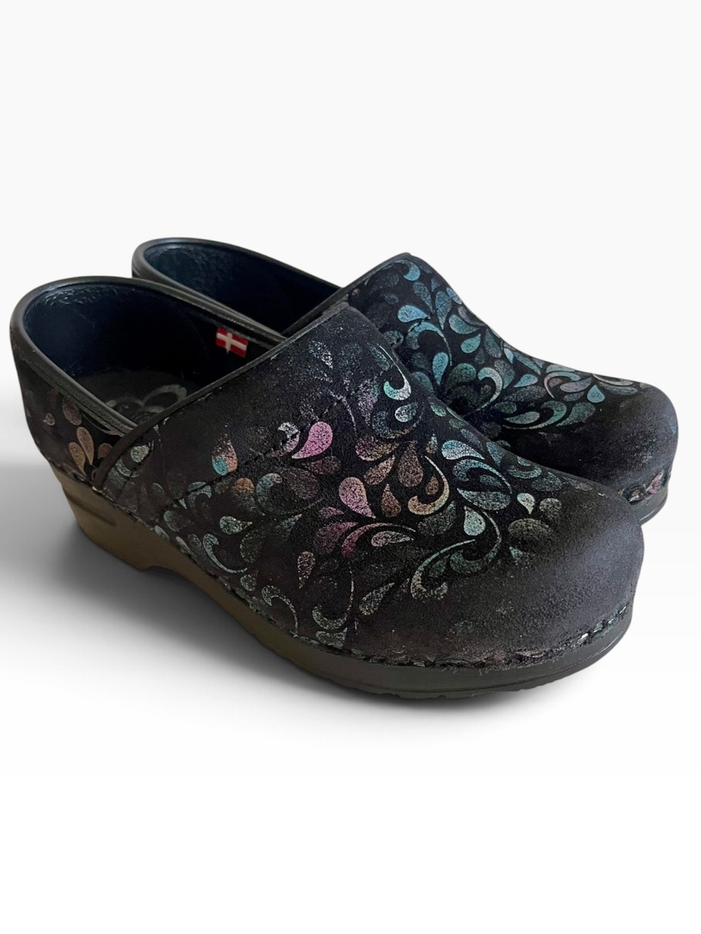 Sanita Shoes Women Professional Clogs Leather Iridescent Paisley Black Size 37